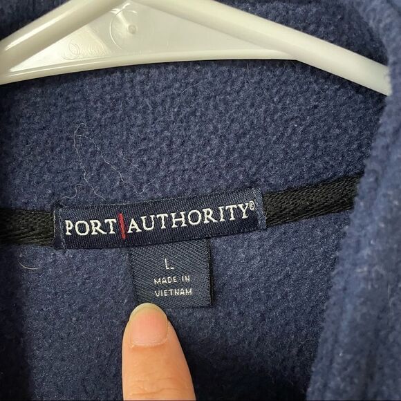 AT&T Fleece Vest - Picture 3 of 5